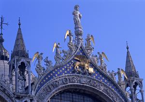 最先端の不動産投資セミナーを受講予約